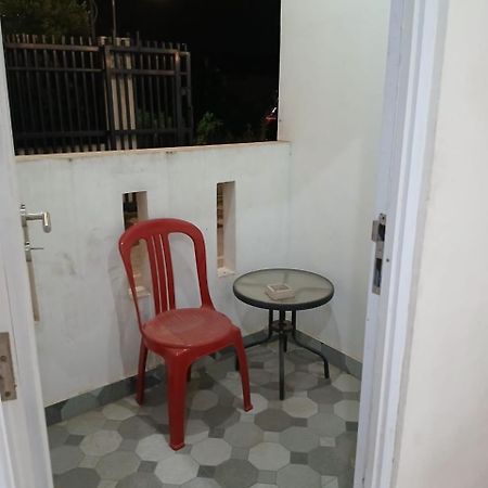 Macan Kumbang Residence Palembang Exteriör bild