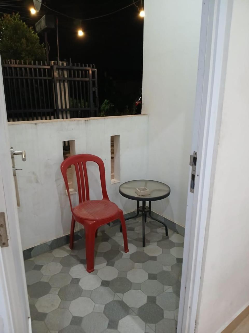 Macan Kumbang Residence Palembang Exteriör bild