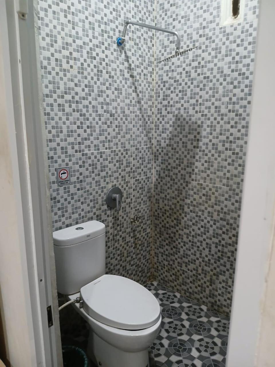 Macan Kumbang Residence Palembang Exteriör bild